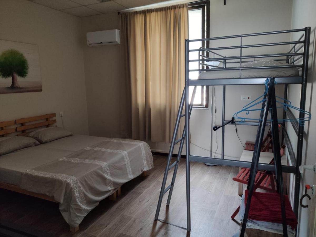 City Hall Hostel Haifa Eksteriør bilde
