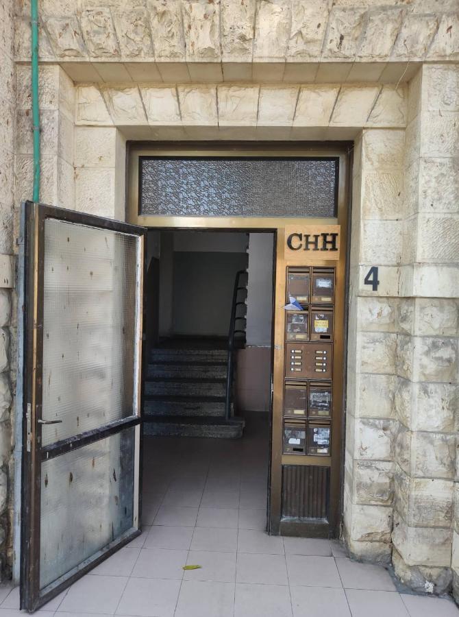 City Hall Hostel Haifa Eksteriør bilde